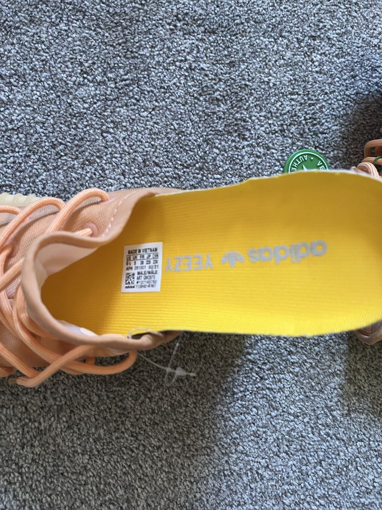 Yeezy Boost 350 V2 Mono Clay
