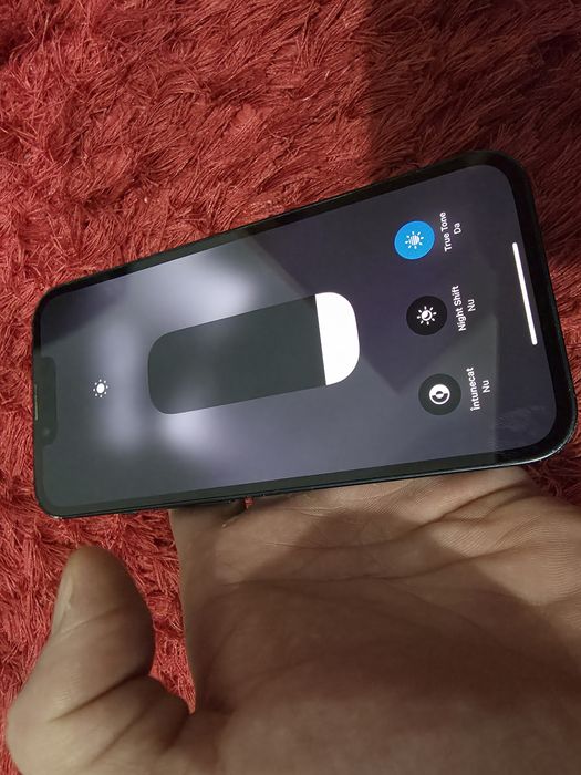 -Iphone 13, Negru, 256Gb, 6Ram, bat: 100%, stare foarte buna, doar tel