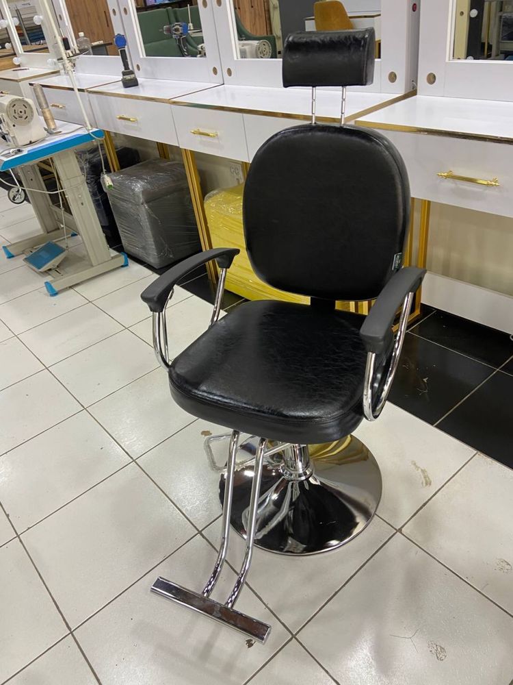 Salon uchun kreslo