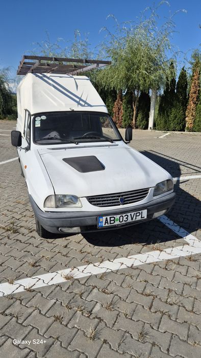 Vând Dacia Papuc