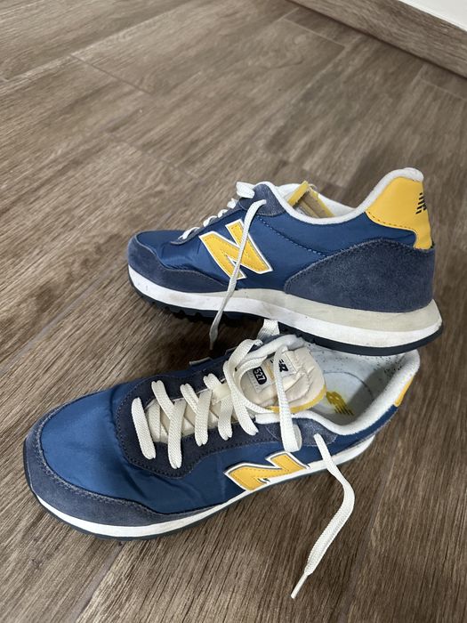 Vând adidasi New Balance 527, marimea 41.5