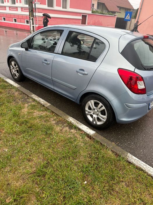 Vand opel corsa benzina