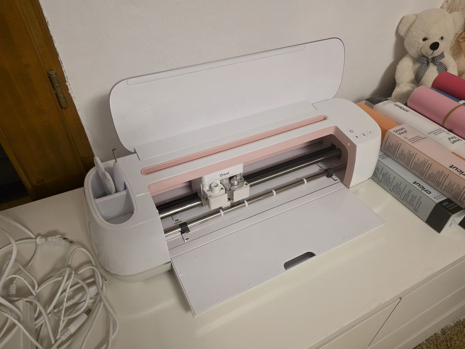 Cricut Maker Rose Edition
