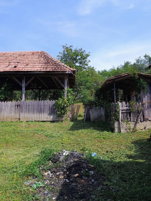 Casa+bucatarie de vara+teren