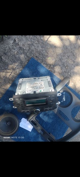 Radio CD Dacia cu boxe originale
