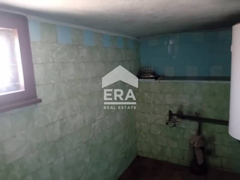 ЕРА Фаворит продава ексклузивно къща с двор в с. Медковец, общ. Монтан