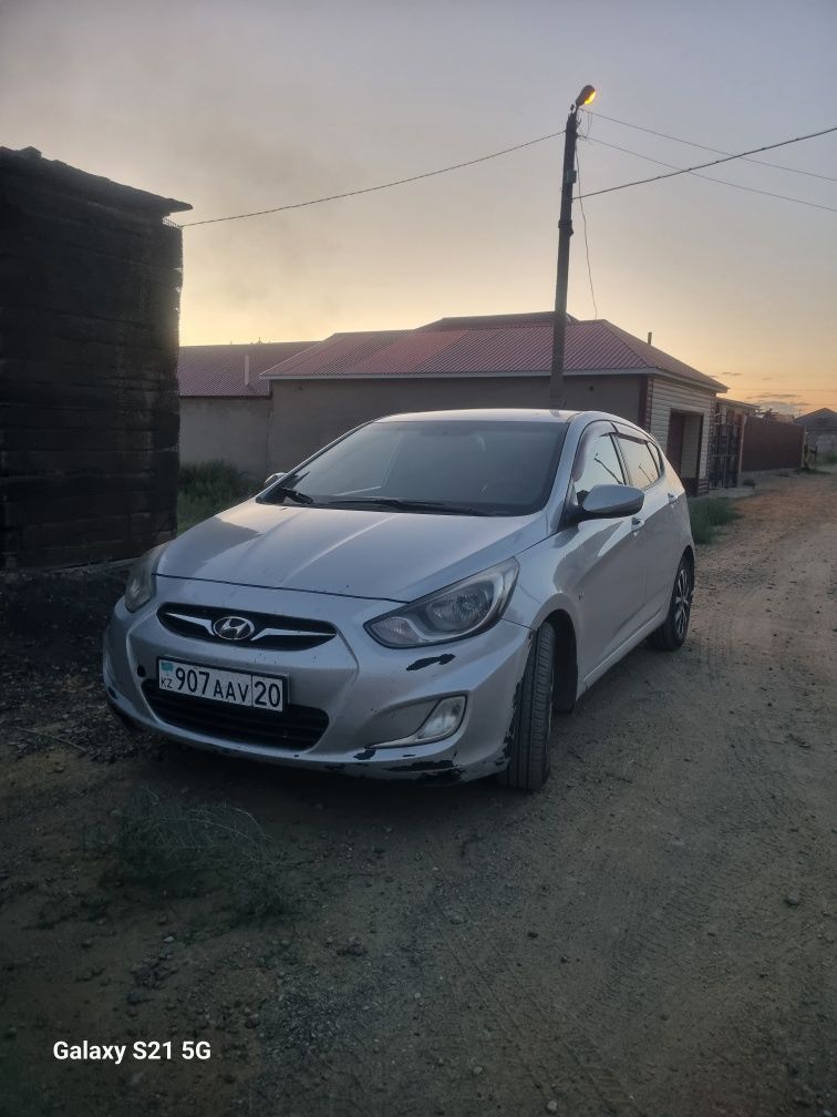продам хундай солярис