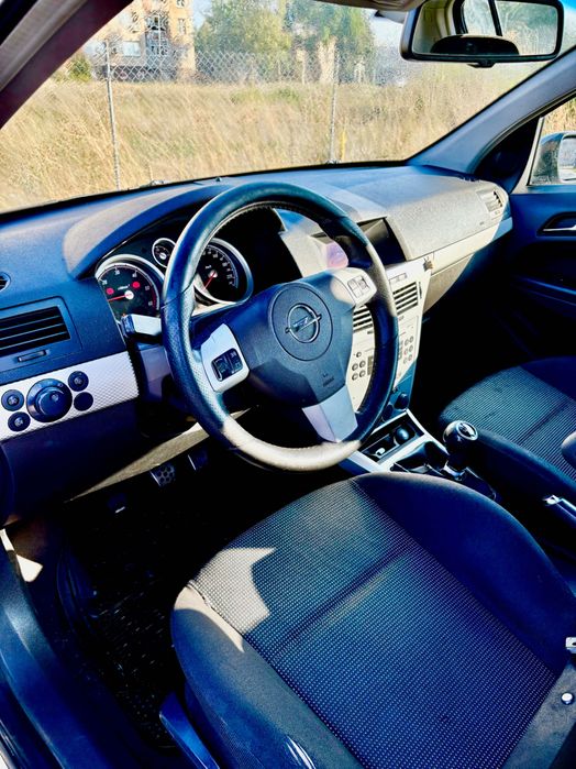 Opel Astra H 2005