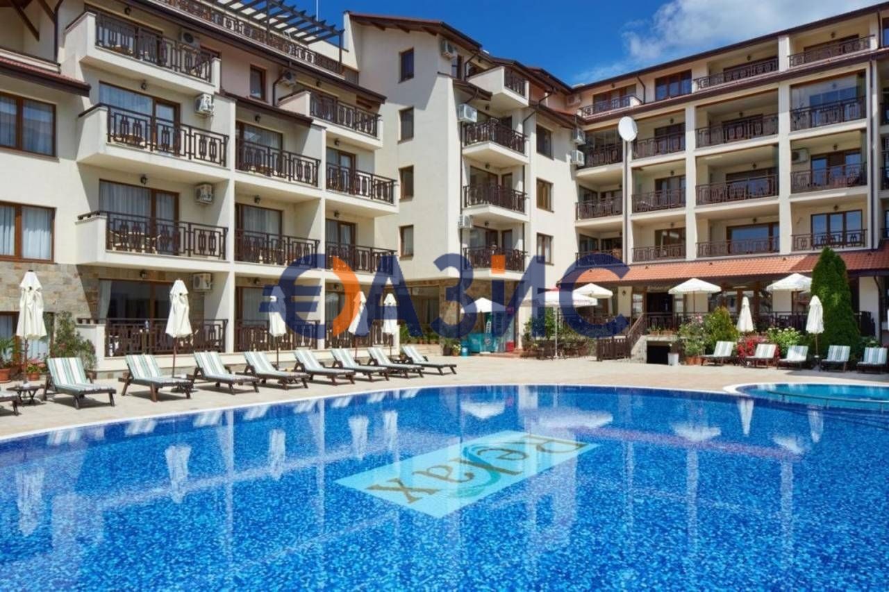 Продава се Едностаен апартамент в Свети Влас - 39 кв.м за 1142 €/кв.м - Снимка #13