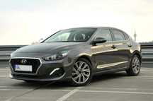 Hyundai I30 Unic proprietar vand HYUNDAI i30 Fastback 140CP 7DCT EXCLUSIVE, AN2019