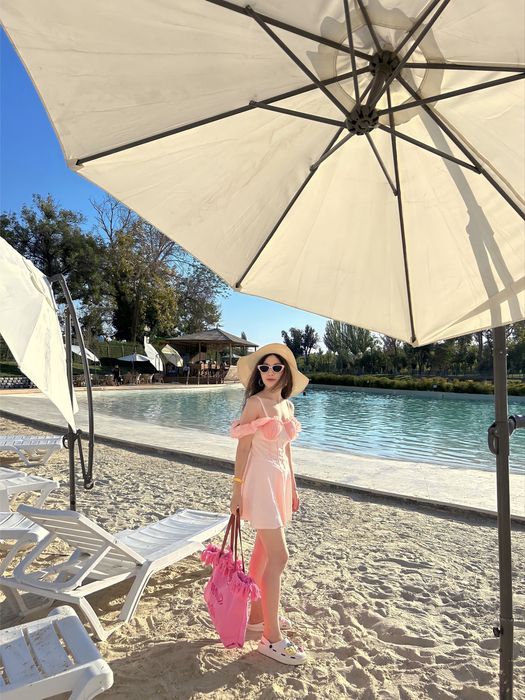 Нежный купальник платьюшко