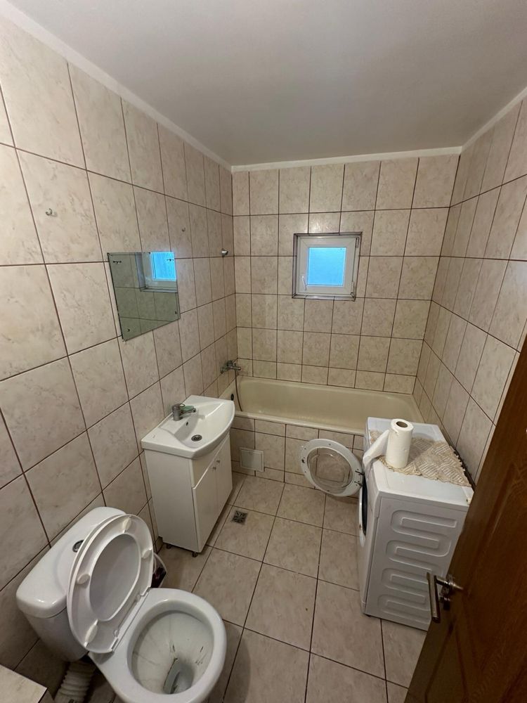 Vand Apartament 2 Camere Decomandat  Carpati 2