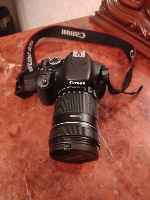 Canon ЕOS 600d  профессиональный фотоаппарат
