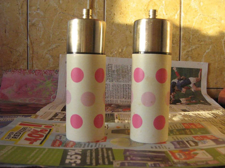 lustra avioane si3 bec ,aplice tavan si motorase hota,rasnite manuale