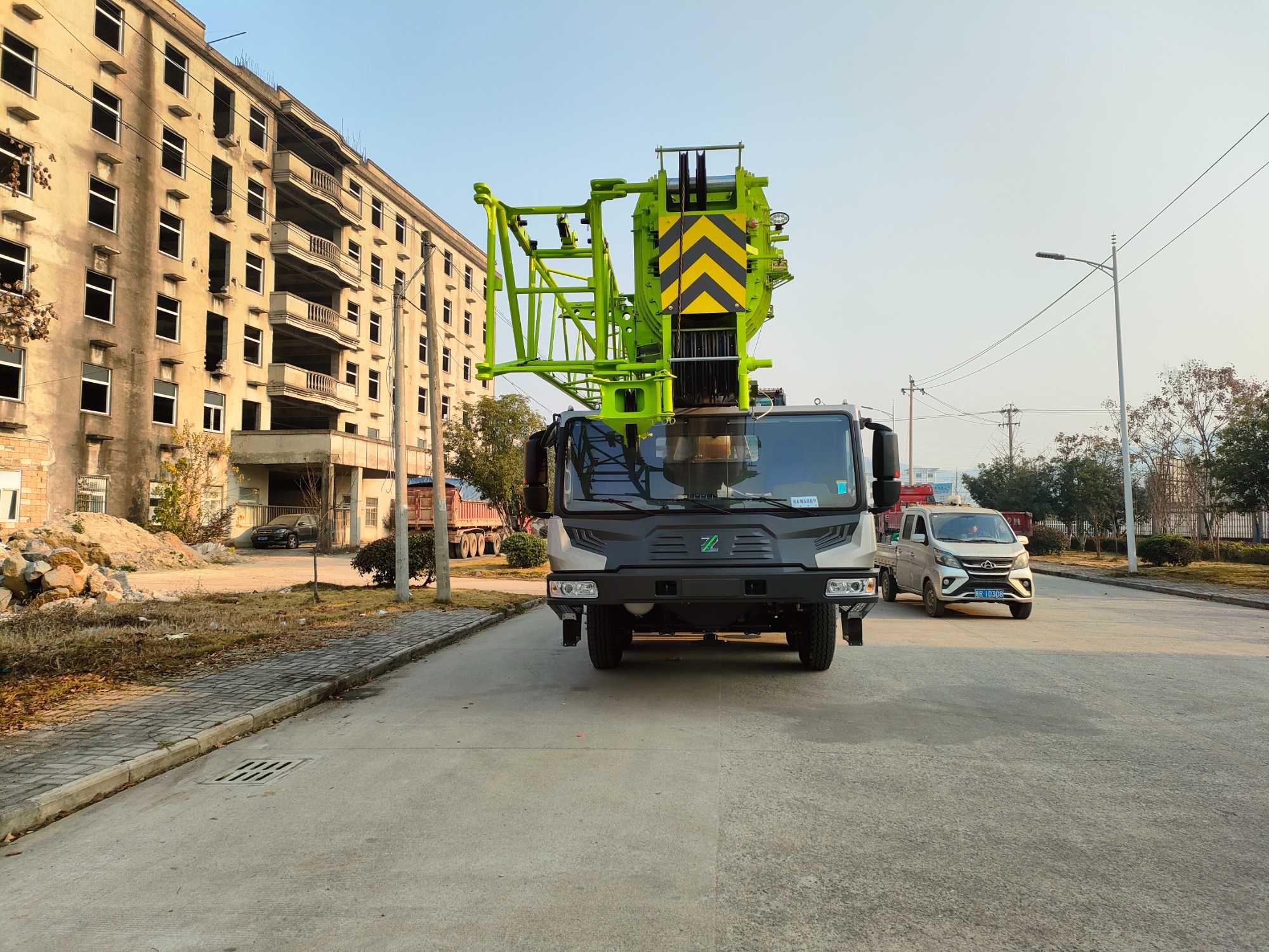 Avtokran Zoomlion 70T ZTC700H-1