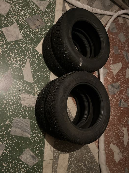 Продам зимнию резину