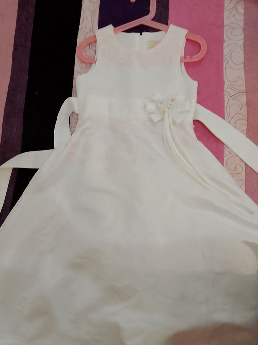 Платье на девочку