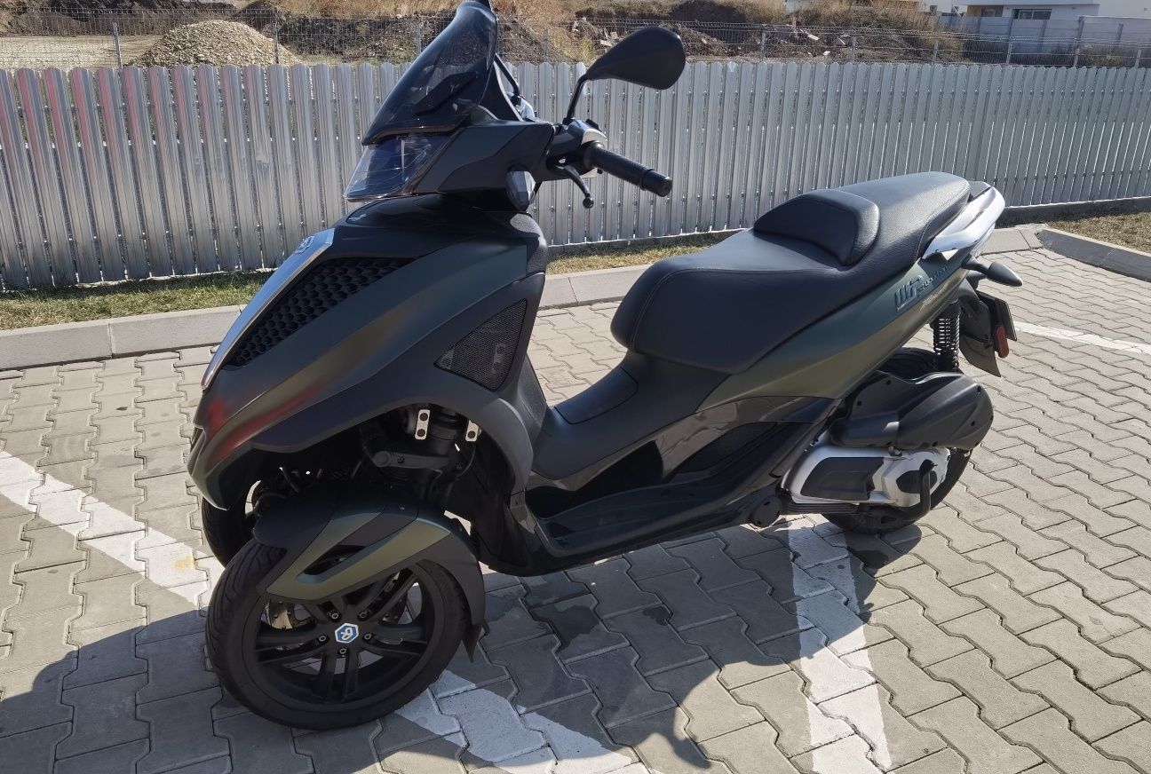 Piaggio Mp3 300cc 2019 se conduce cu B