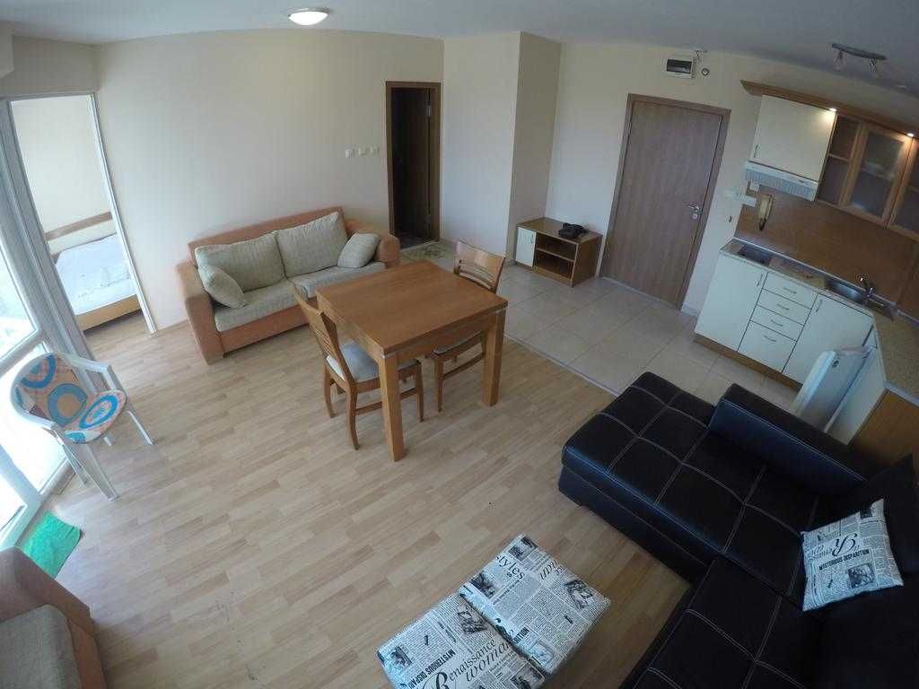 Продава се Хотел в к.к. Слънчев бряг - 2800 кв.м за 1029 €/кв.м - Снимка #4