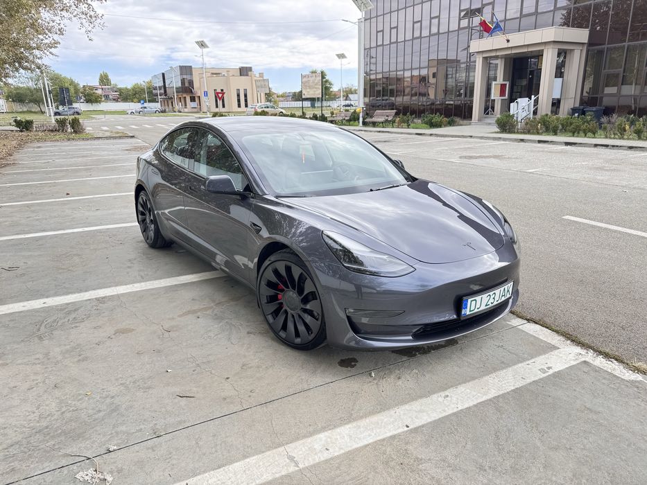 Teslamodel 3 performance