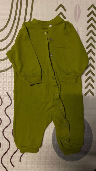 Комбинезон на кнопках 68