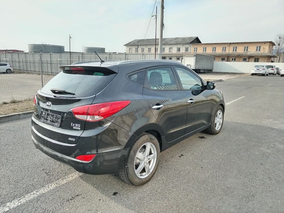 Hyundai IX35/2LITRI Diesel 140cp/Tracțiune 4*4(4*2)La Buton/An 2011
