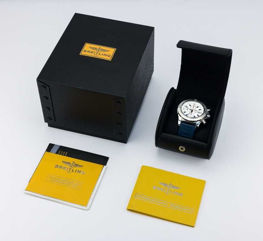 Breitling Super Avenger 48 A13370 White dial