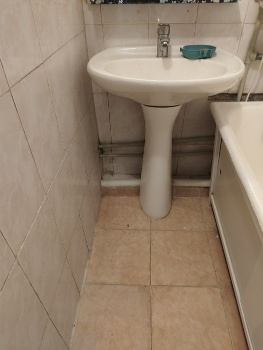 Раковина и унитаз