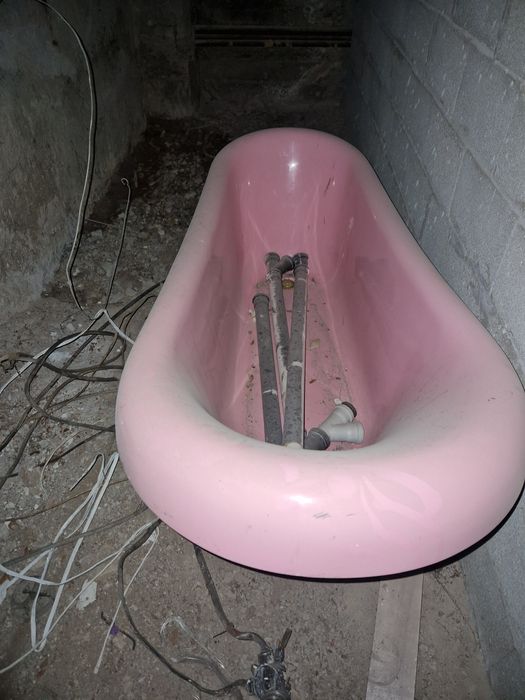 Продам ванну новую