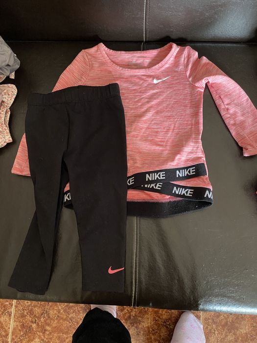 Спортен комплект Nike
