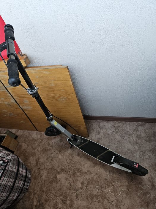 Продам самокат roces