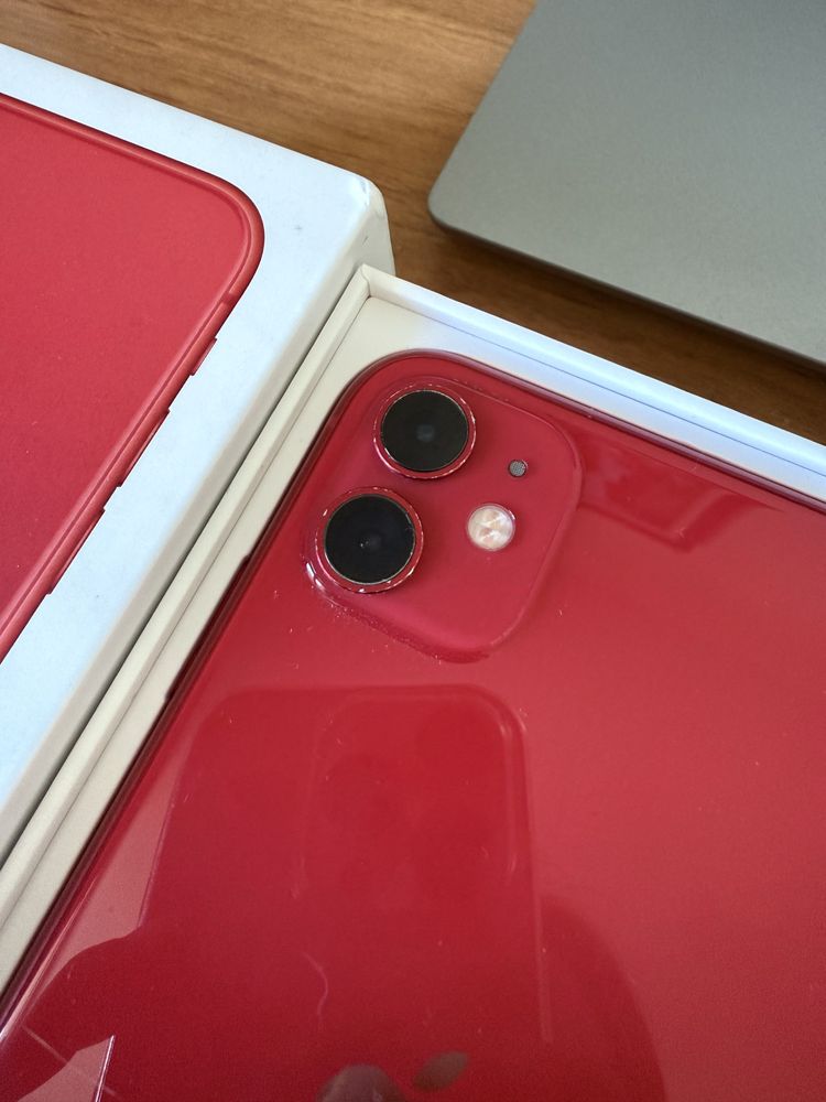 iPhone 11 // 128GB