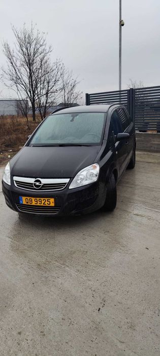 Piese din Dezmembrari Opel Zafira B 1700 cdti z17dtr an 2010