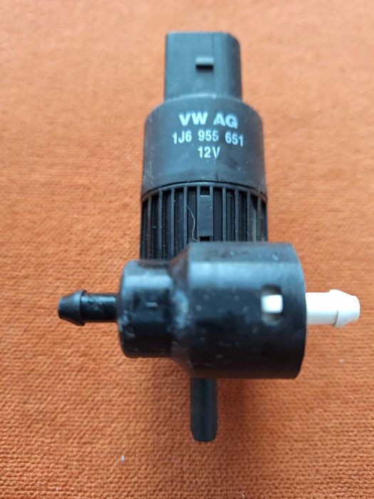 Pompa lichid rezervor parbriz, faruri VOLKSWAGEN, 1J6 955 651, 12V