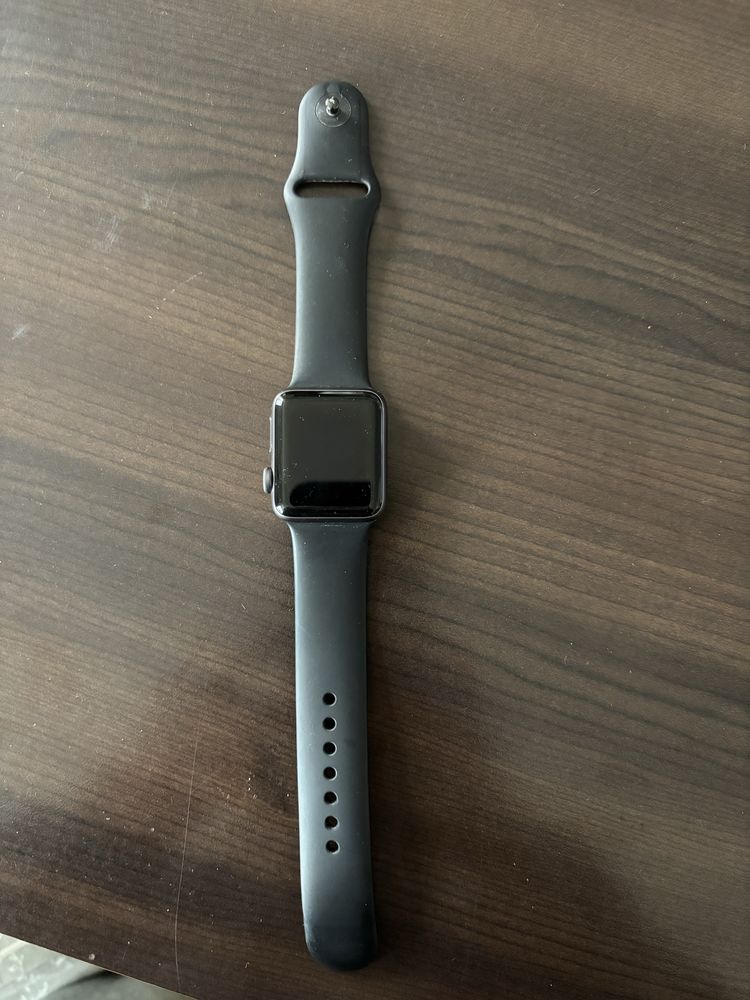 Apple iwatch ser 3 , 38 mm
