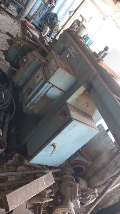 Tokorniy stanok sotiladi