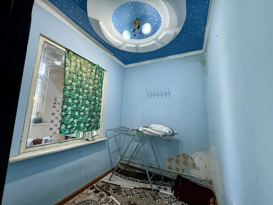 Срочно продаётся 2 ком 2 этаж Юнусабад 13 квартал