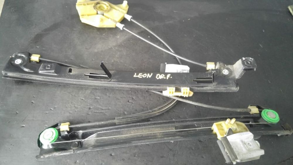 macara usa dreapta fata  seat leon 1p1