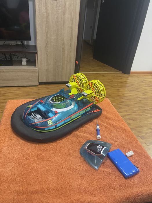 Taiyo Edge RC Hovercraft Teleghidat cu Controller // Barca // Salupa