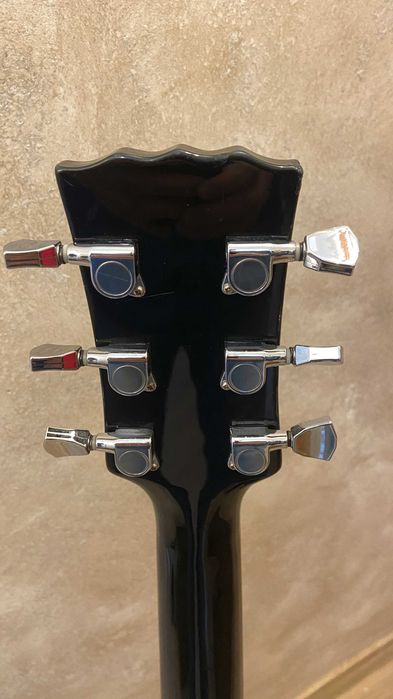 Vintage SG китара