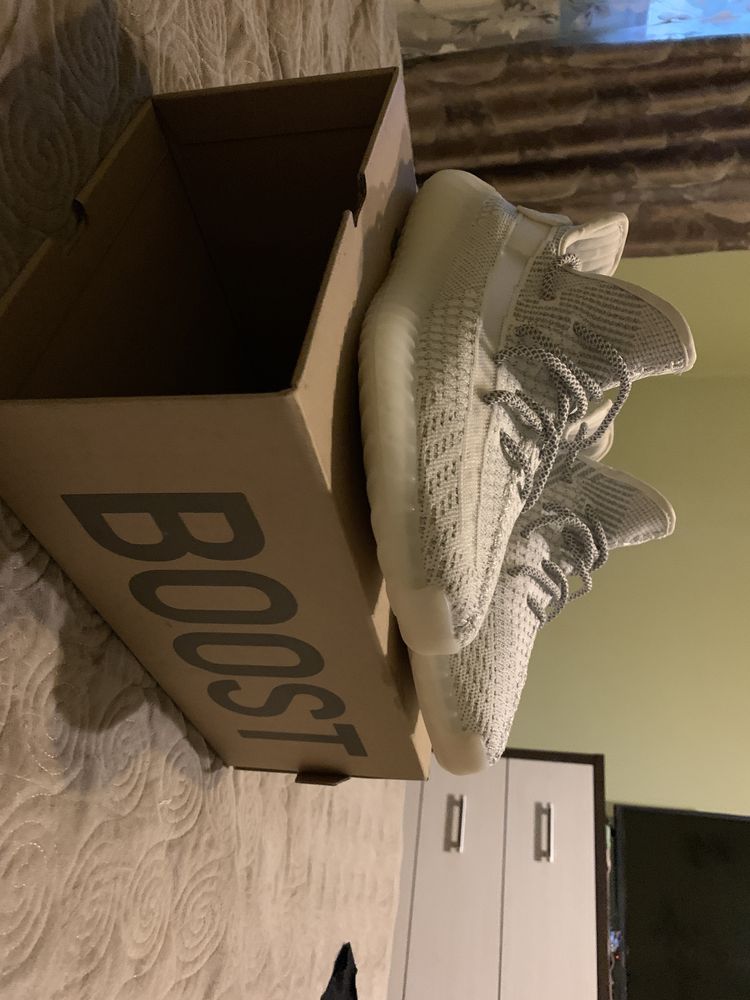 Adidași YEEZY Boost 350 V2