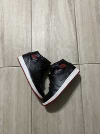 Jordan 1 mid Gym Red impecabil