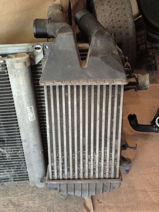 Интеркулер Opel Astra H