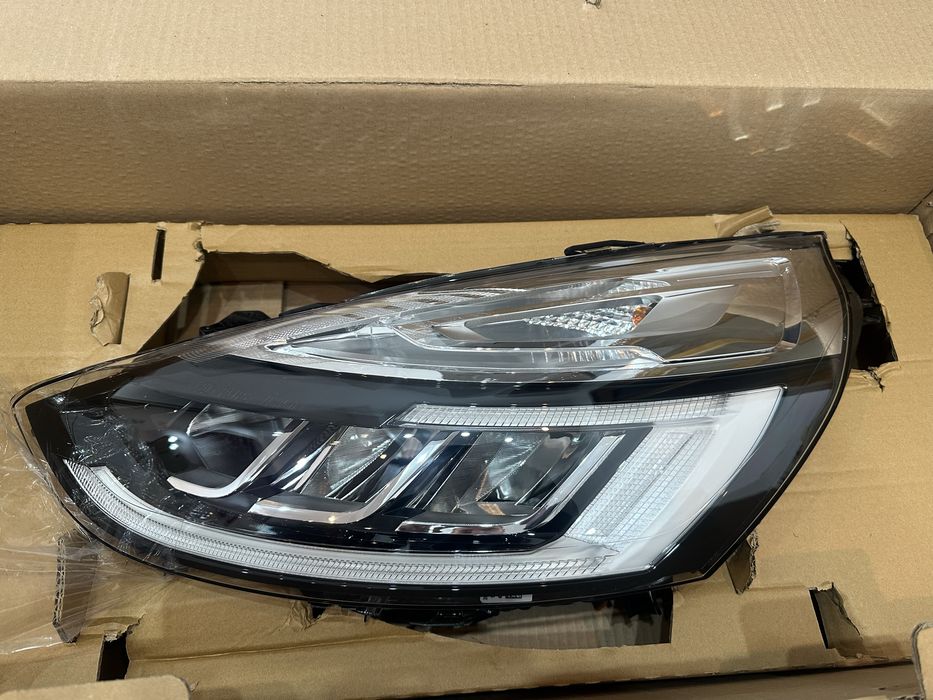 Far stanga original renault clio 4 led NOU 2012-2021 Europa