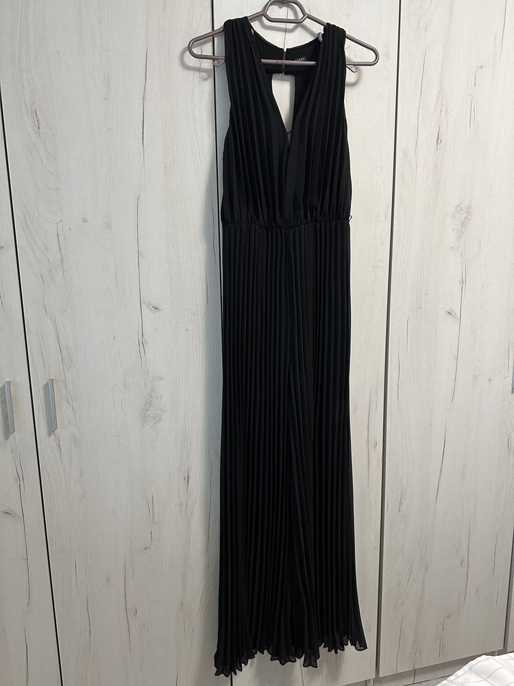 Дълъг гащеризон GUESS
