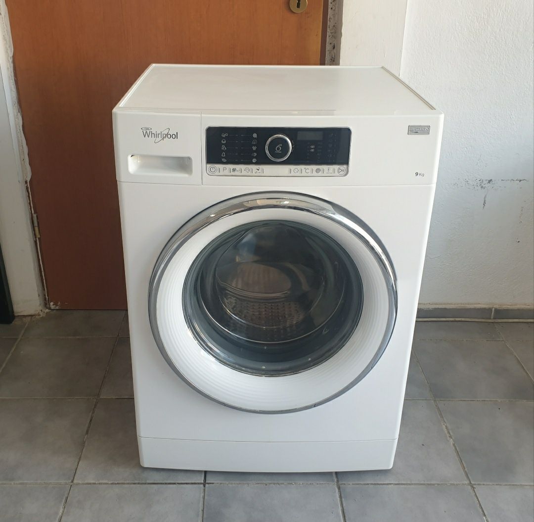 Whirlpool.  Capacitate cuvă 9 kg. FFR 9141