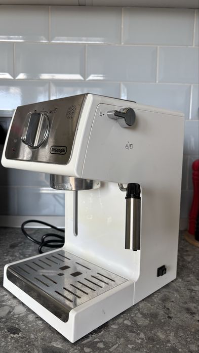 Espressor manual DeLonghi + Râșniță + accesorii