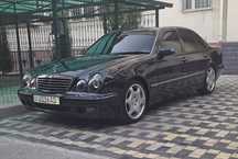 Mercedes-Benz w210