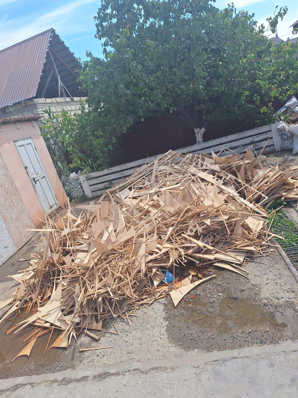 Дрова бесплатно забирайте