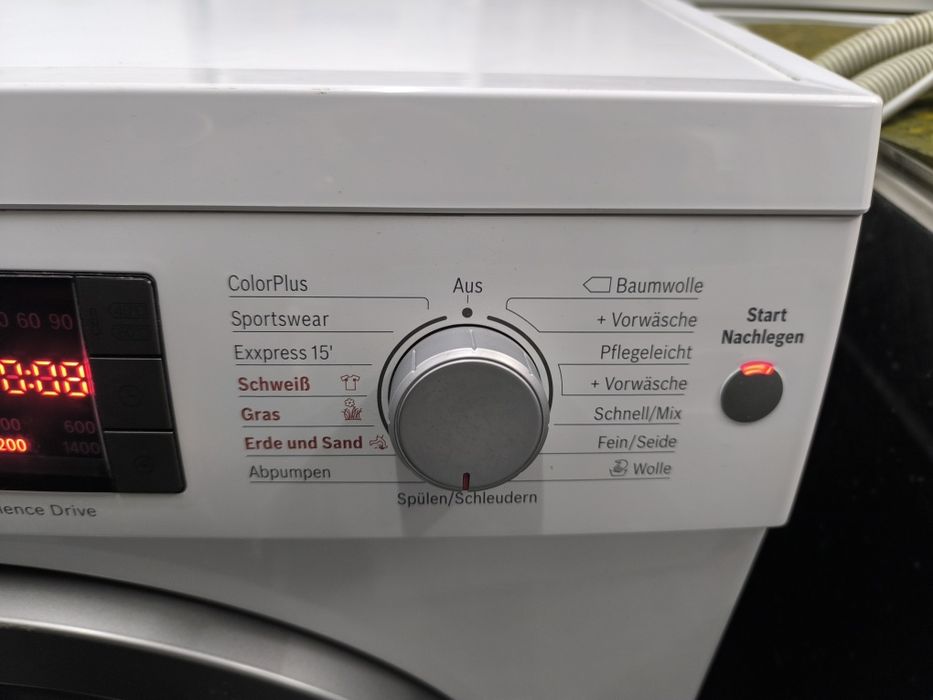 Пералня Bosch WAQ 28477EX - 8кг. 1400об. Инверторна.